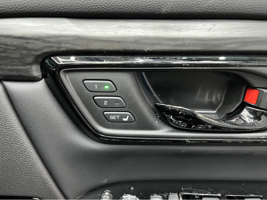 2022 Honda CR-V €34950 2022 HONDA CR-V EHEV EX BLACK EDITION 2.0 AUTOMATIC / CRUISE CONTROL / REVERSE CAMERA / ELECTRIC MEMORY & HEATED SEATS / PANORAMIC SUNROOF / PADDLE SHIFTERS €34,950