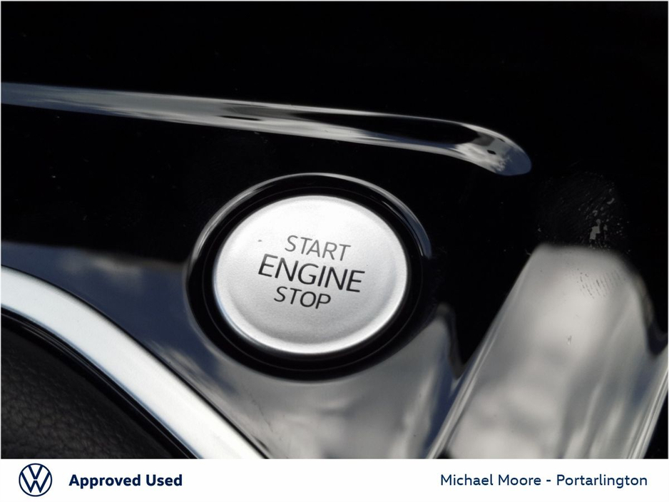 2024 Volkswagen Golf 1.5 TSI 130HP R-Line €33,950