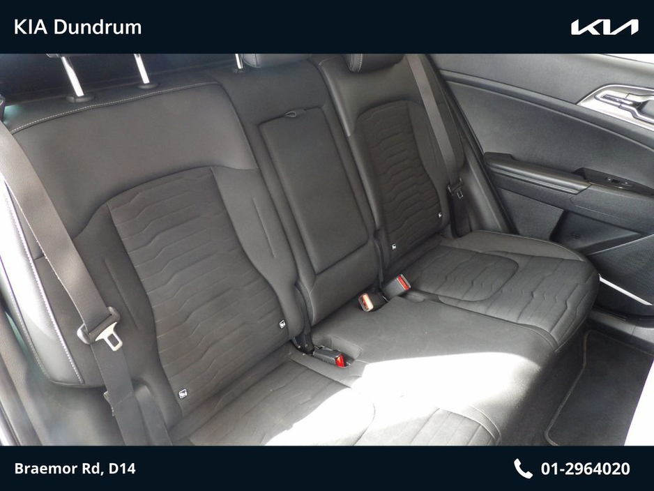 2023 Kia Sportage - image 6