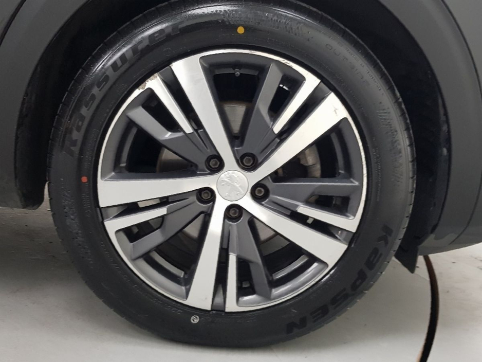 2023 Peugeot 3008 - image 15