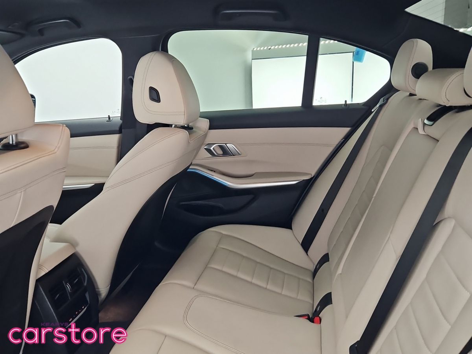 2021 BMW 3 Series 330e M Sport Auto €34,480