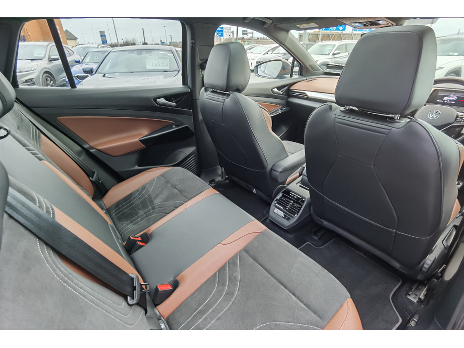 2021 Volkswagen ID.4 - image 12