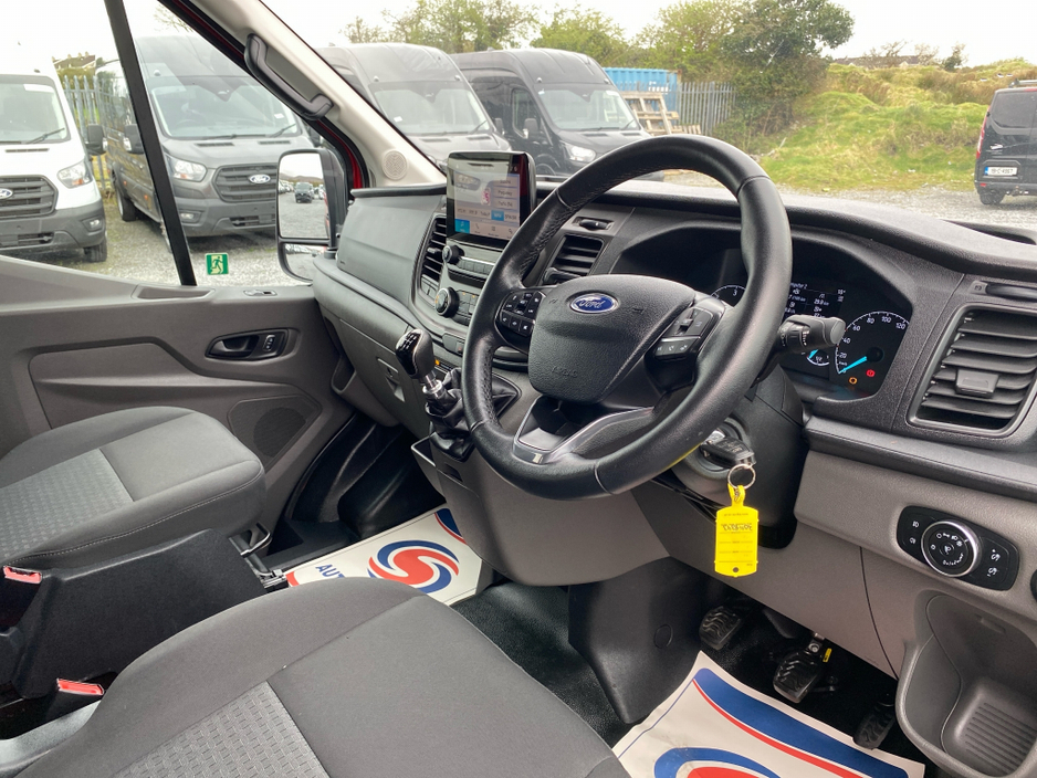 2020 Ford Transit - image 8