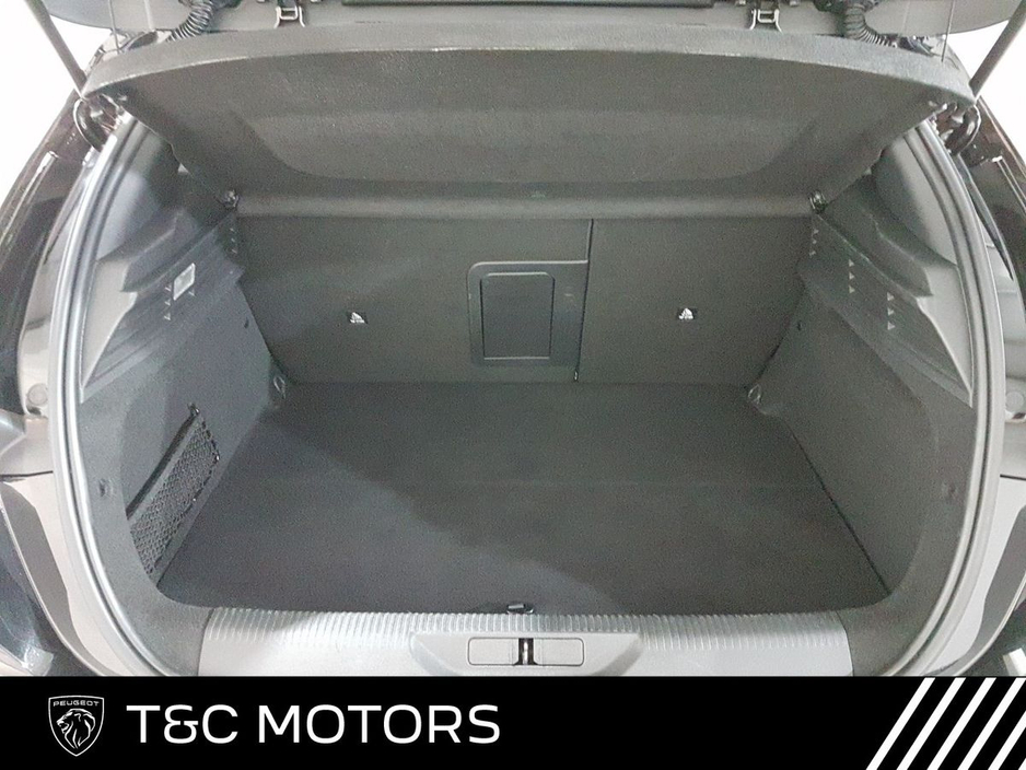 2023 Peugeot 308 308 GT HYBRID 180bhp PHEV Automatic, Peugeot Drive Assist, Bluetooth, Wireless Apple Carplay & Android Auto €29,995