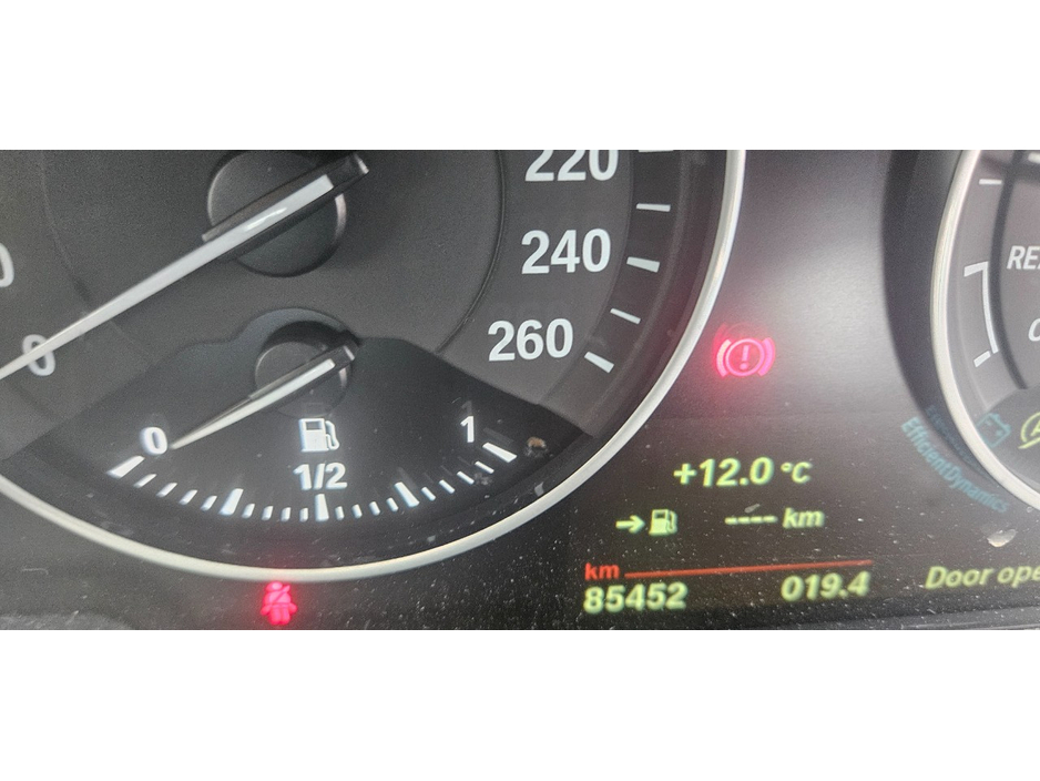 2015 BMW 1 Series - image 28