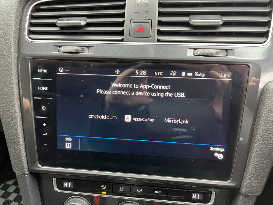 2020 Volkswagen Golf COMFORTLINE AUTOMATIC 1.2 PETROL //ONLY 7348 MILES//REVERSE CAMERA//KEYLESS ENTRY//ADAPTIVE CRUISE CONTROL//BLIND SPOT WARNING// €21,950