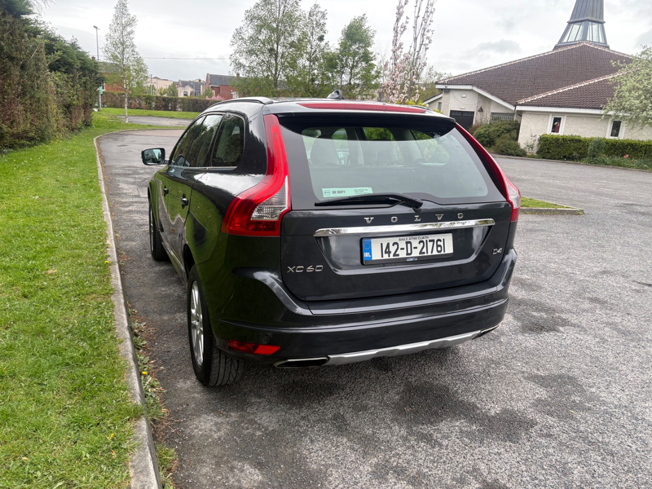 2014 Volvo XC60 - image 4