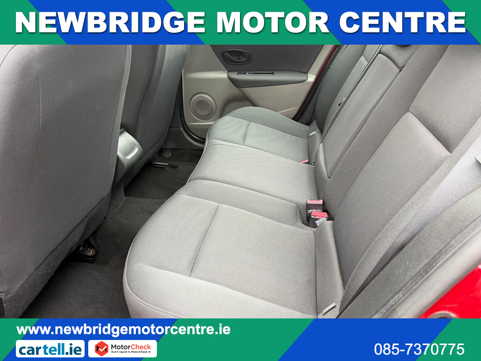 2011 Renault Fluence - image 6