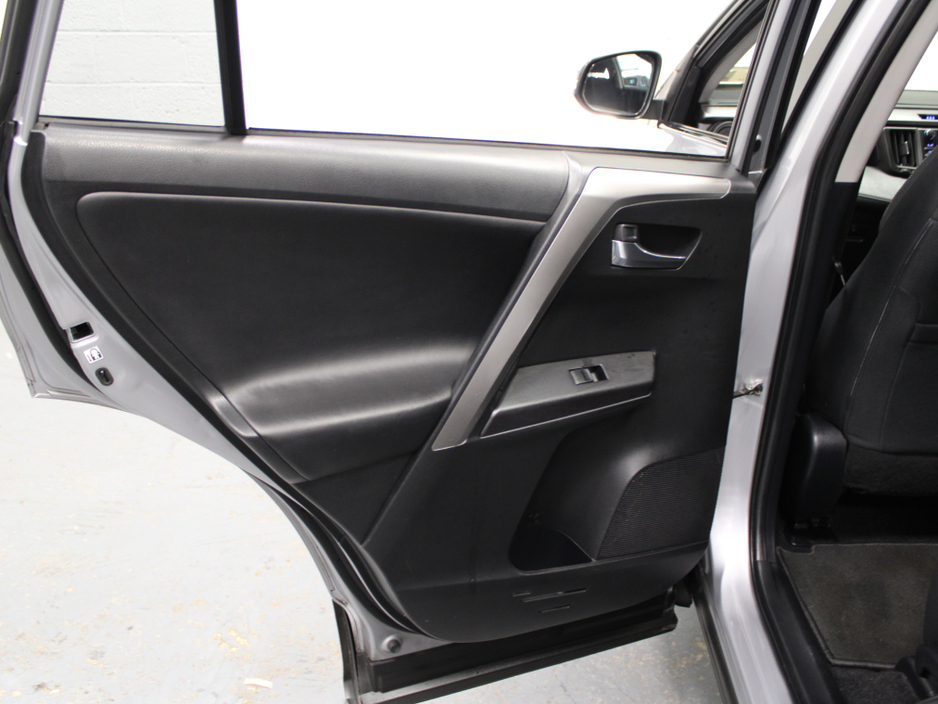 2017 Toyota Rav4 2.0 D-4D BUSINESS EDITION TSS 5DR