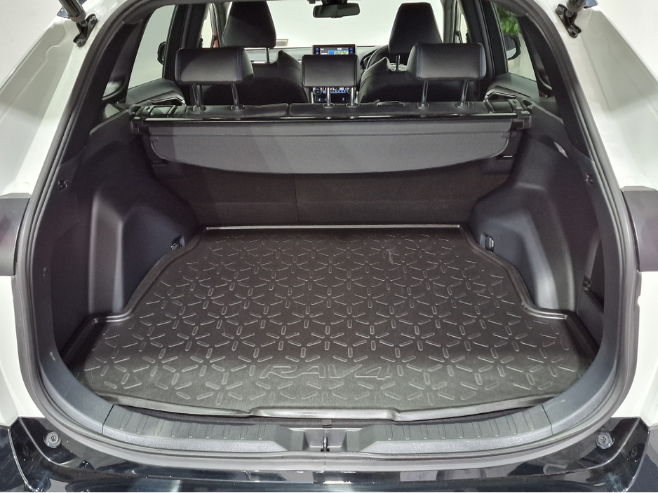 2022 Toyota Rav4 2.5 HYBRID SPORT AUTOMATIC **ORIGINAL IRISH CAR / APPLE CARPLAY / ACTIVE RADAR CRUISE CONTROL / ELECTRIC BOOTLID / FRONT & REAR PARKING ASSIST / HEATED FRONT SEATS / SAT NAV / REVERSE CAMERA** €38,450