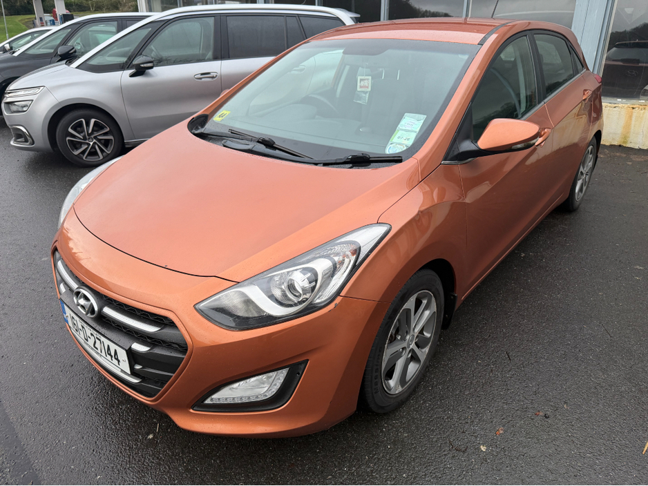 2016 Hyundai i30 - image 3