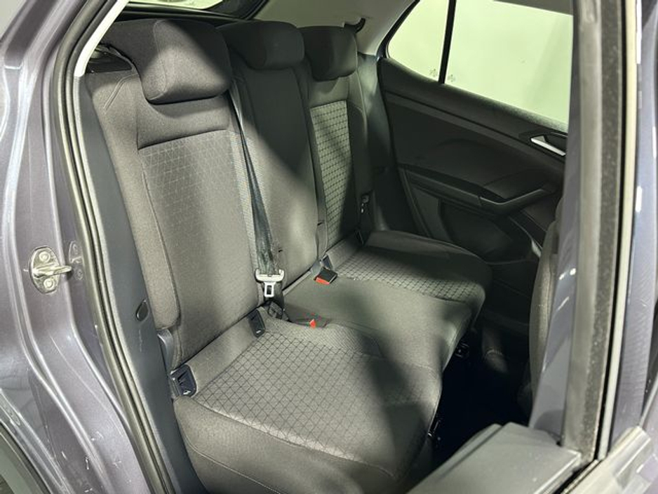 2023 Volkswagen T-Cross - image 11