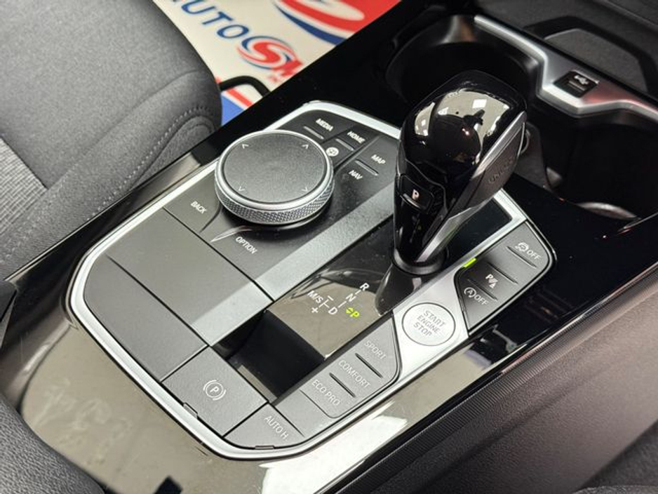 2020 BMW 1 Series - image 20