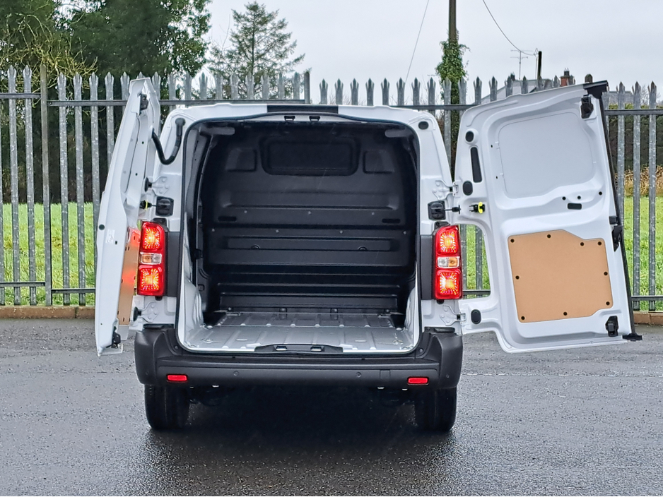 2026 Opel Vivaro KOMFORT L2H1 1.5TD 120BHP