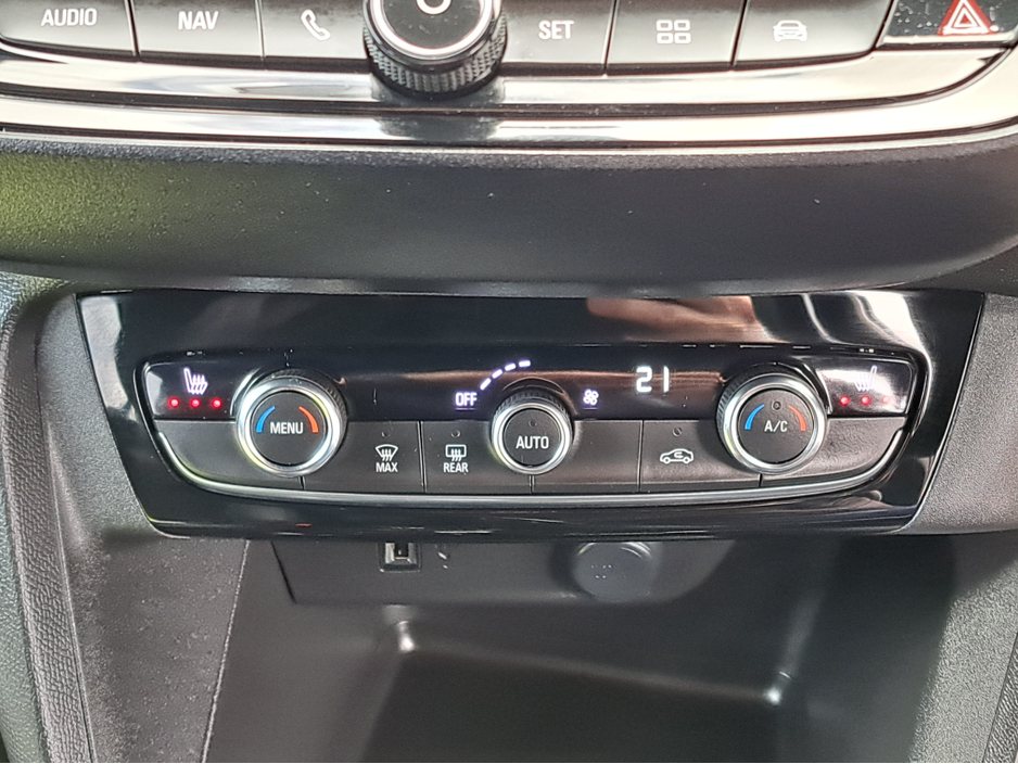 2023 Opel Corsa - image 25