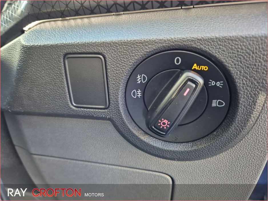 2021 Volkswagen T-Cross - image 16