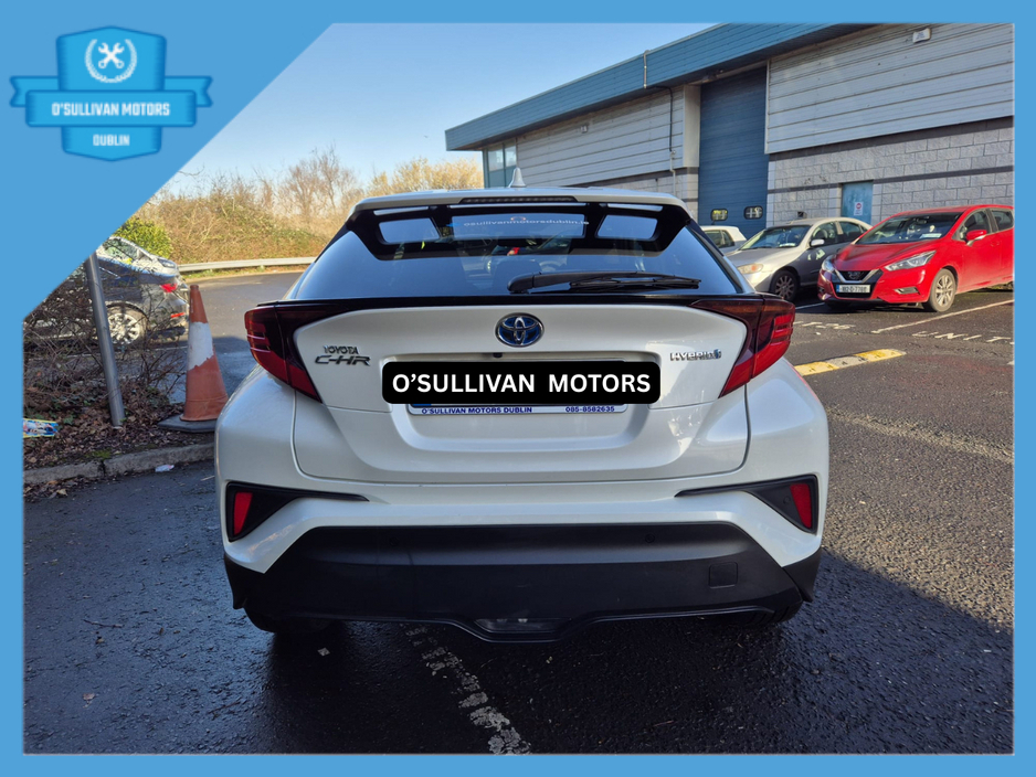 2022 Toyota C-HR / 2022 / 1.8 HYBRID / AUTOMATIC €19,999