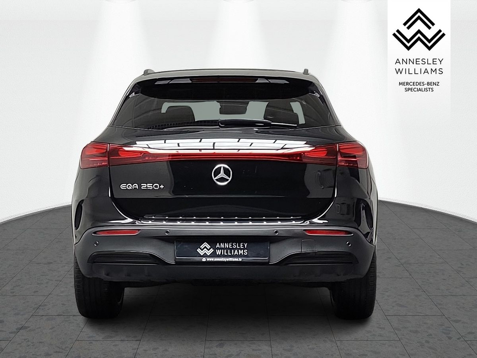 2025 Mercedes-Benz EQA - image 7