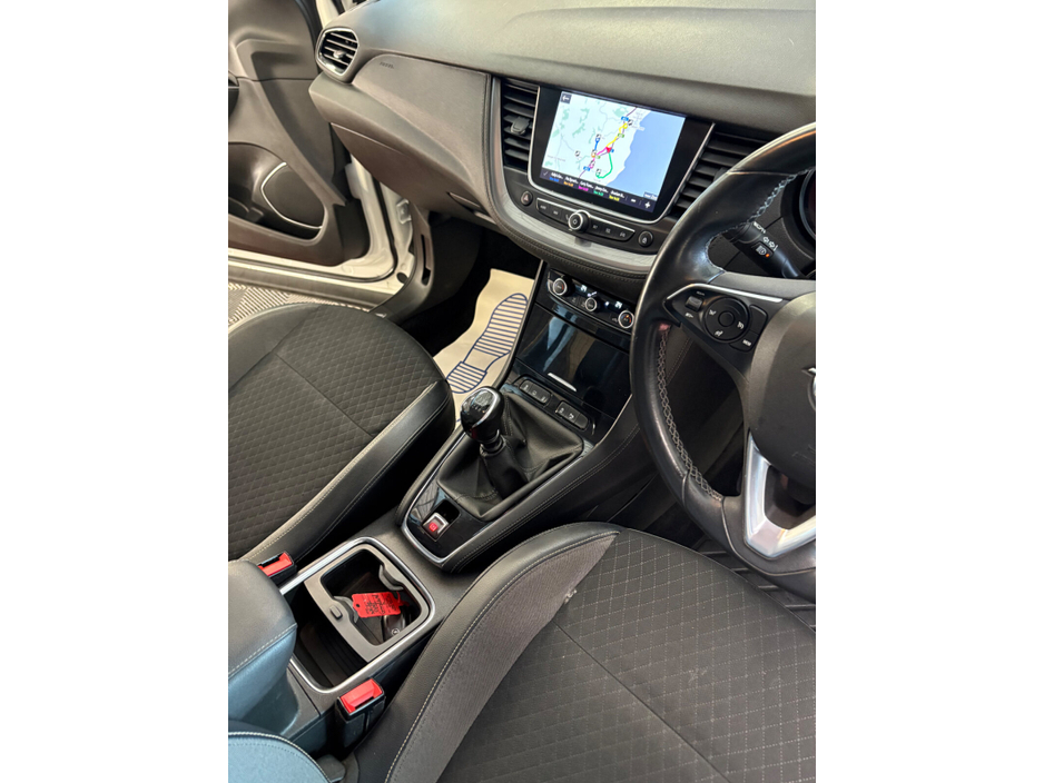 2018 Opel Grandland X - image 12