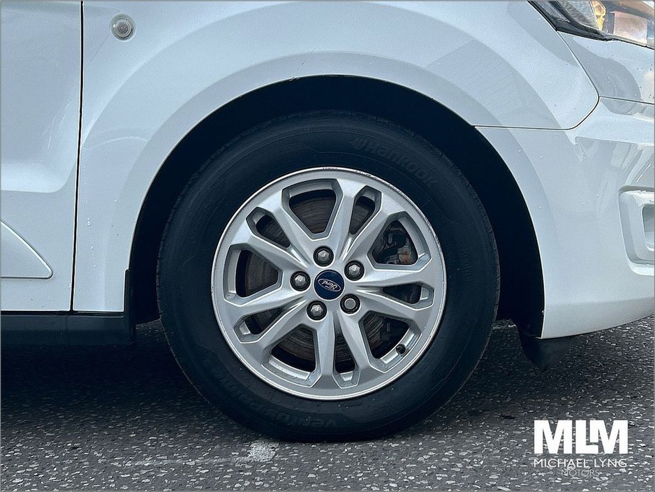 2022 Ford Transit Connect - image 8
