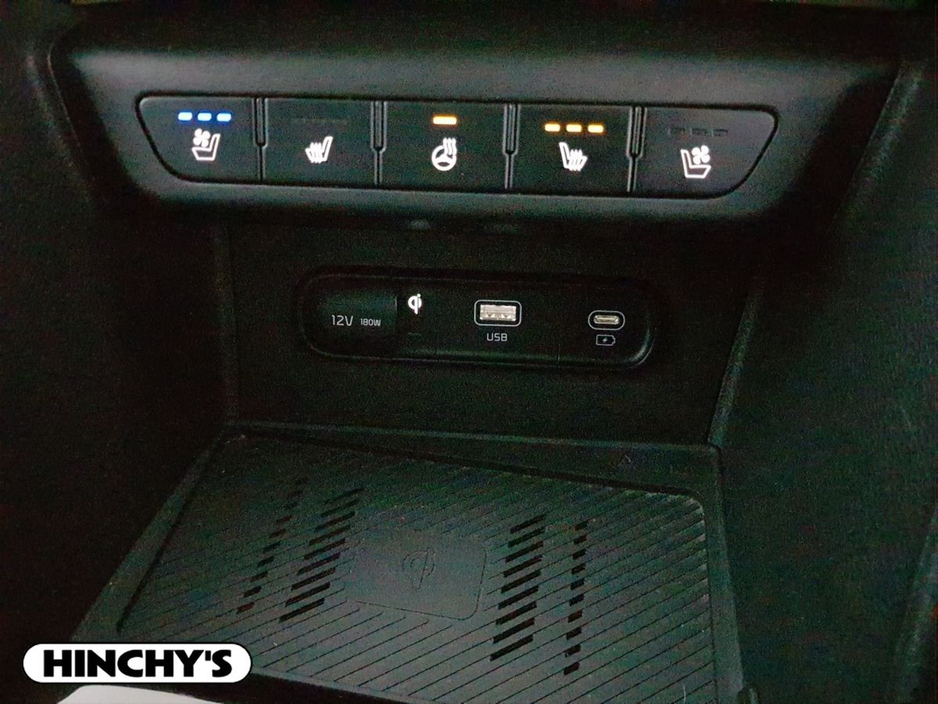 2022 Kia Sportage - image 25