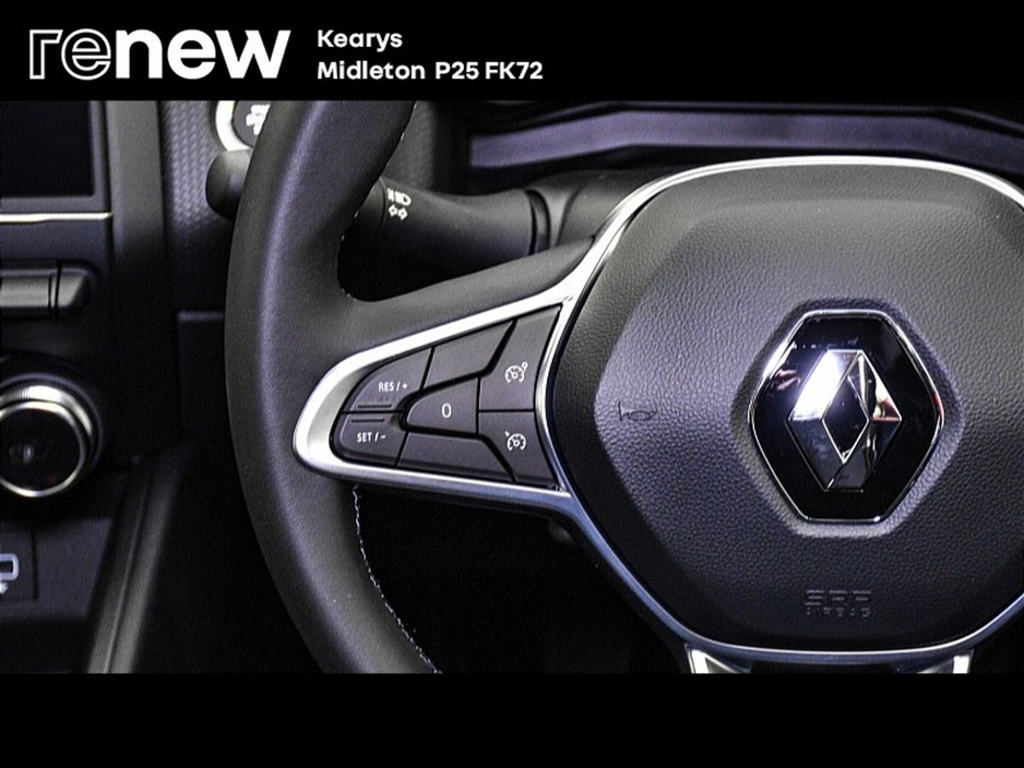2023 Renault Clio - image 15