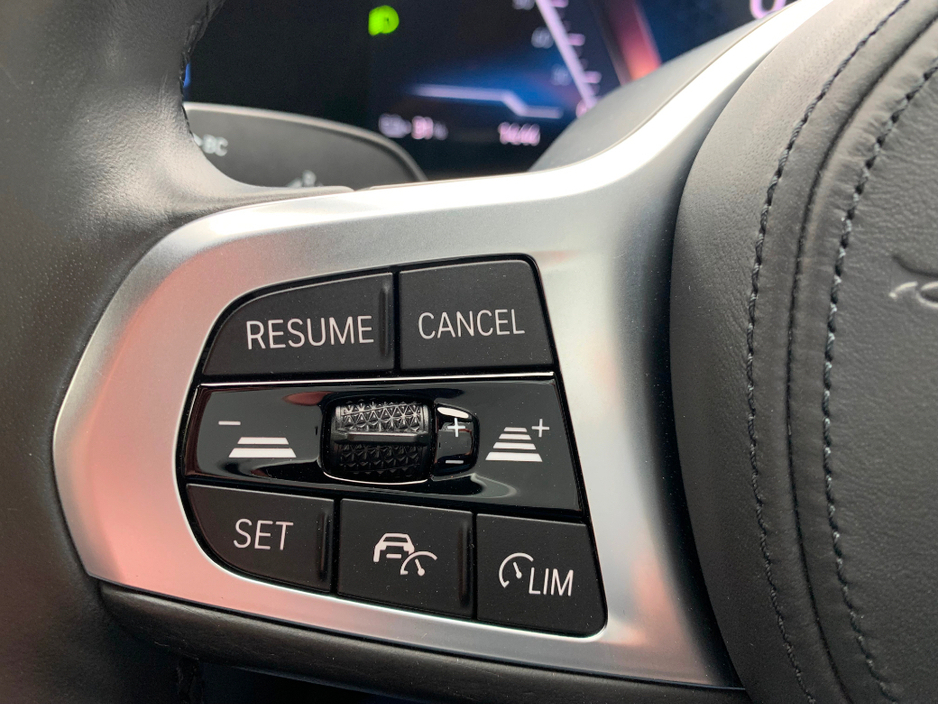 2023 BMW i4 - image 28