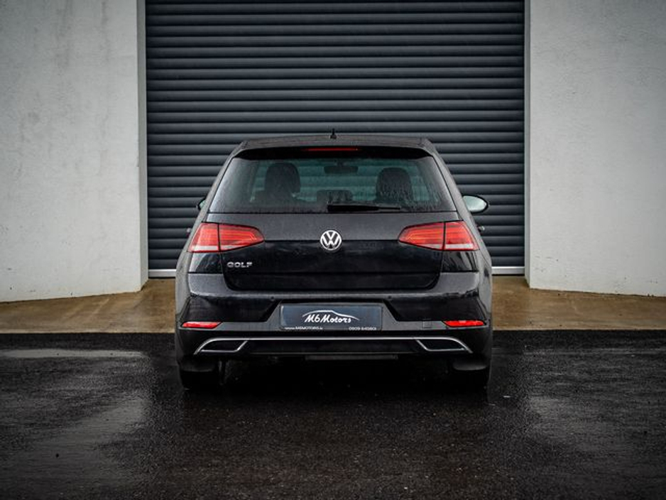 2019 Volkswagen Golf - image 4