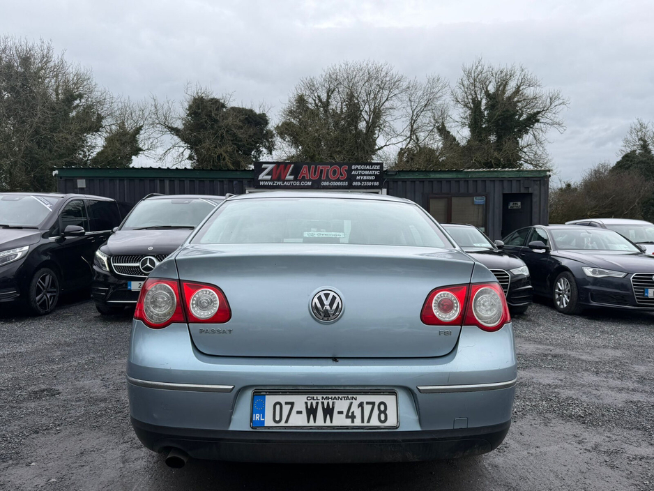 2007 Volkswagen Passat - image 8