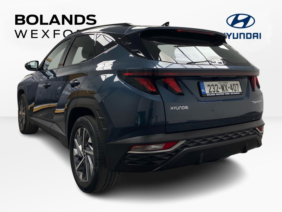2023 Hyundai Tucson - image 3