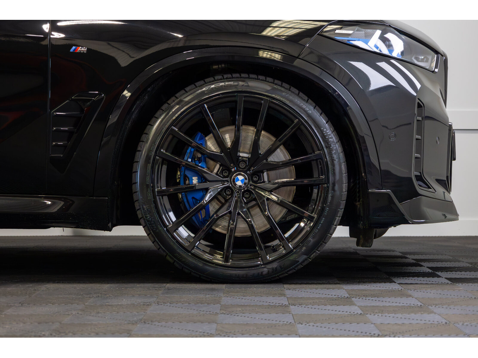 2026 BMW X5 - image 7