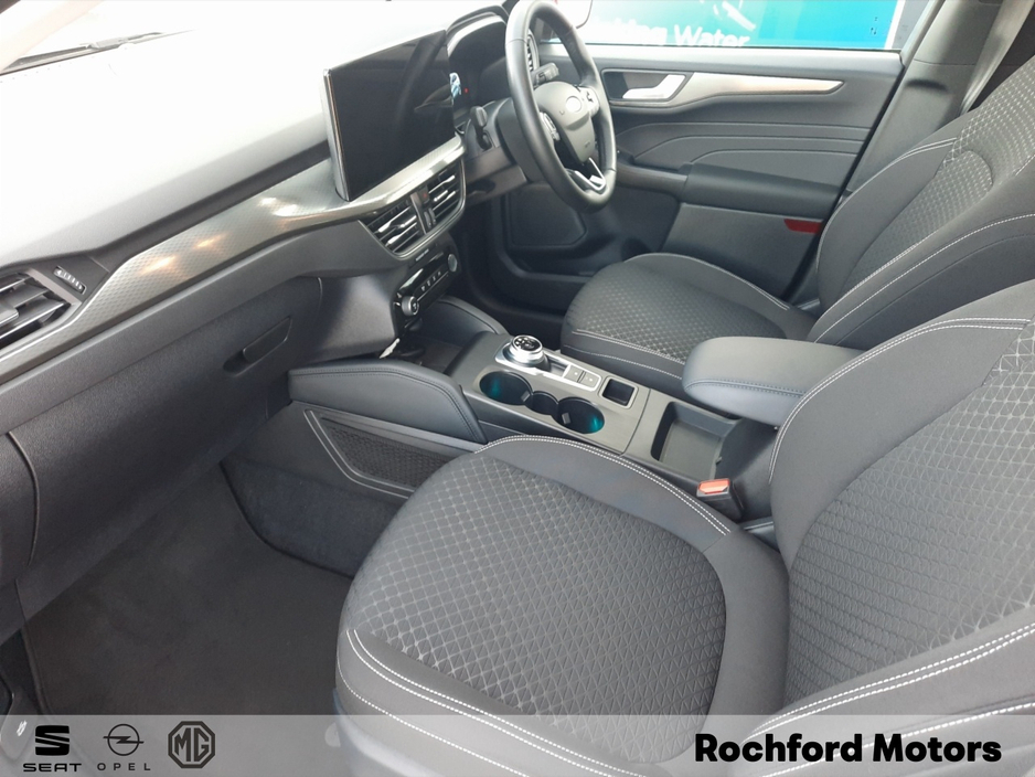 2024 Ford Kuga - image 7