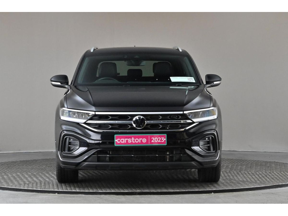 2023 Volkswagen T-Roc - image 2