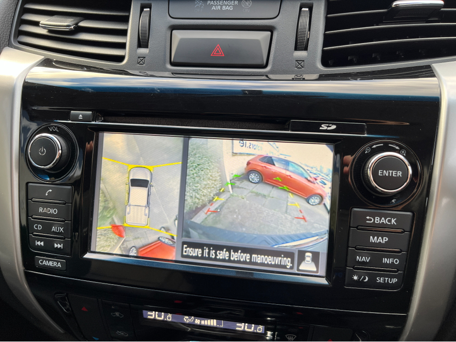 2018 Nissan Navara 2.3 DCI TEKNA D/C MANUAL //NO VAT//HIGH SPEC//FULL LEATHER HEATED SEATS//KEYLESS ENTRY//360 PARKING CAMERAS//SAT NAV// €21,950