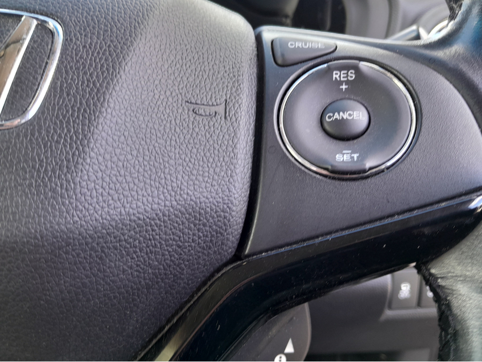 2015 Honda Vezel - image 28