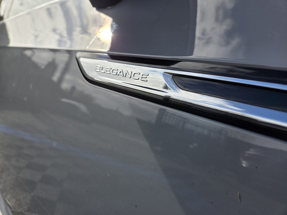 2023 Volkswagen Arteon - image 10