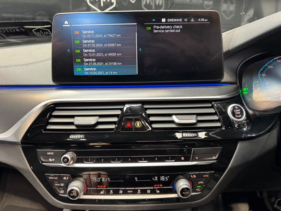 2021 BMW 5 Series - image 22