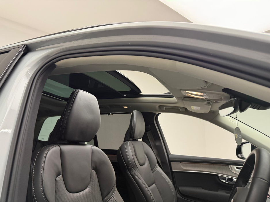 2025 Volvo XC90 ULTRA DARK T8 RECHARGE 2.0 PHEV AWD *7 SEATER* €84,990
