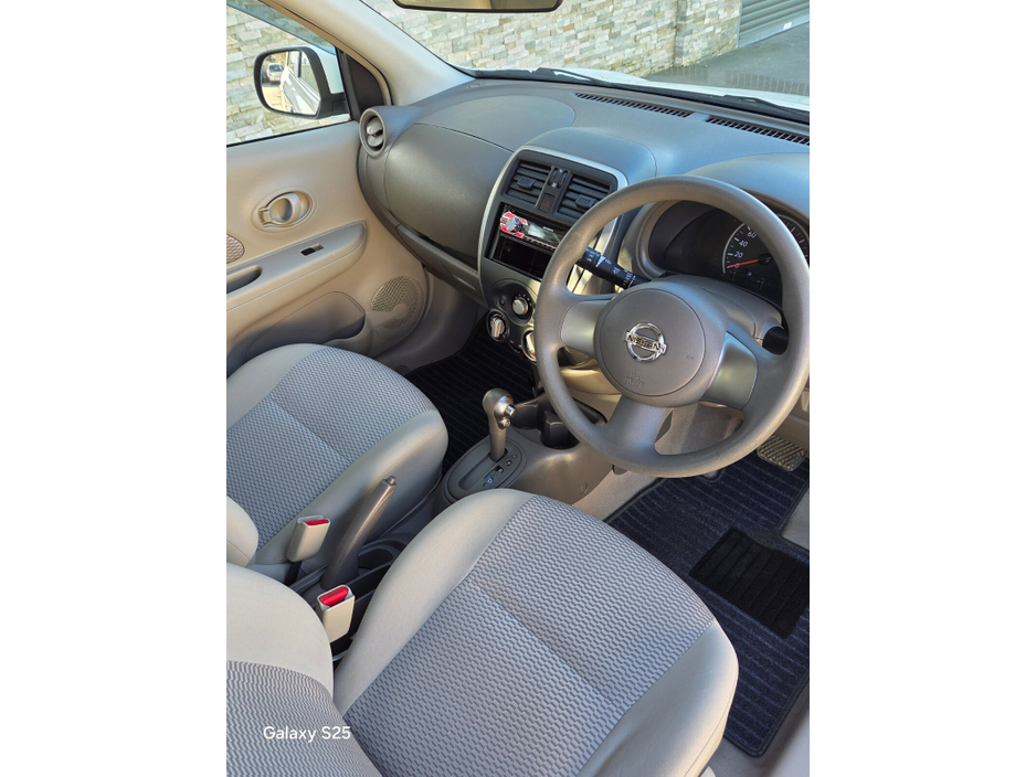 2017 Nissan March - image 8