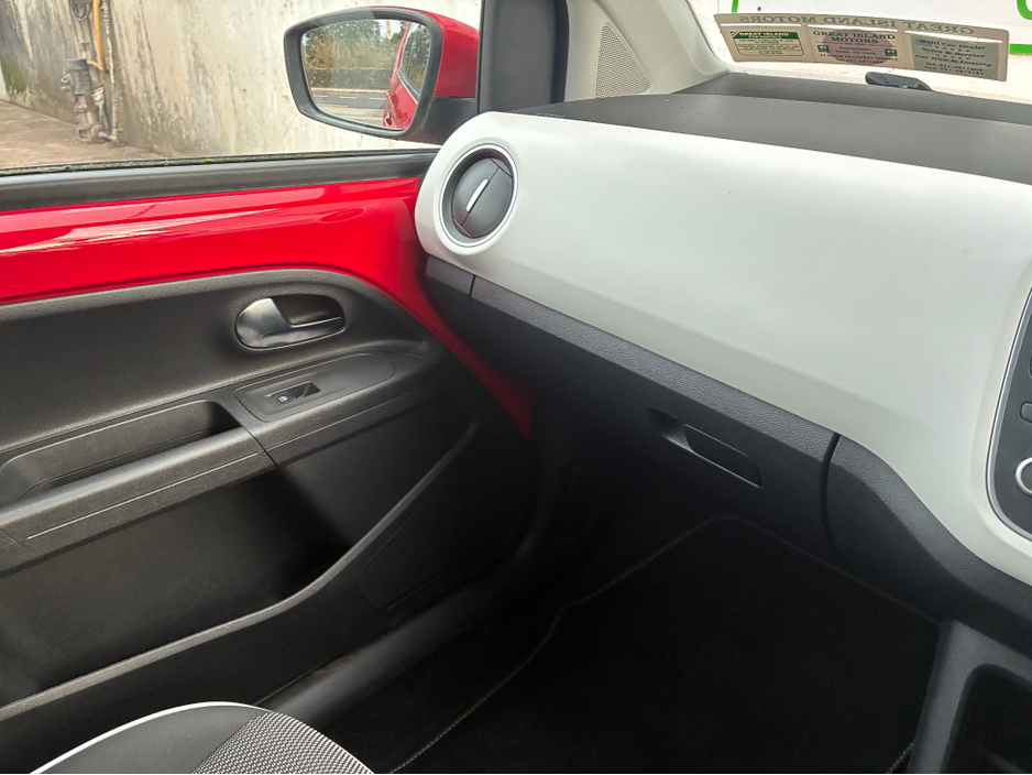 2016 SEAT Mii 1.0 75HP SE 4DR €8,400