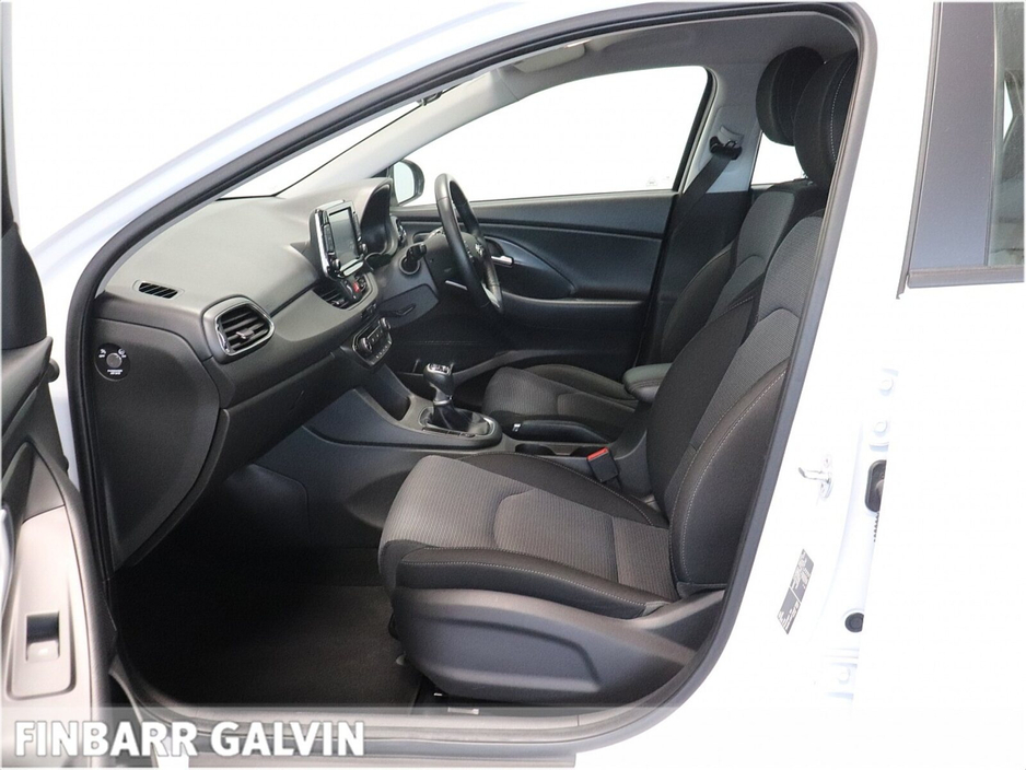 2020 Hyundai i30 - image 10