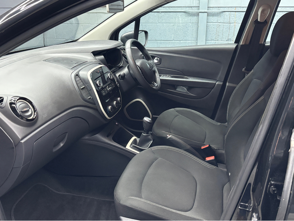 2019 Renault Captur PLAY TCE 90 MY18 4DR €11,950