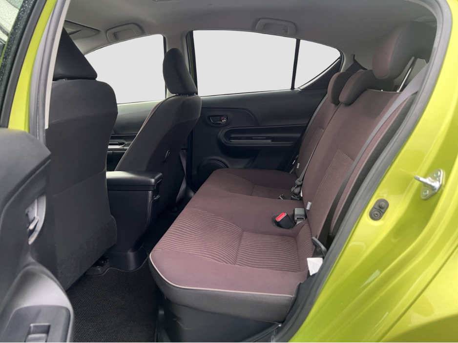 2017 Toyota Aqua 2017 Toyota Aqua 1.5 Self Charging Hybrid €10,950