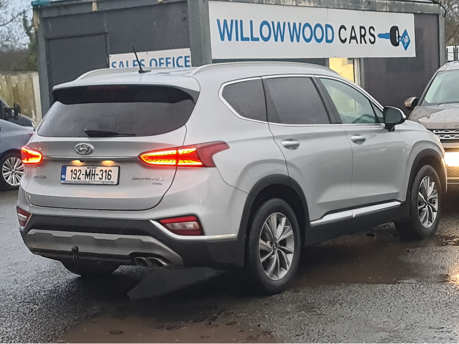 2019 Hyundai Santa Fe 4WD EXECUTIVE PLUS 5DR €25,999