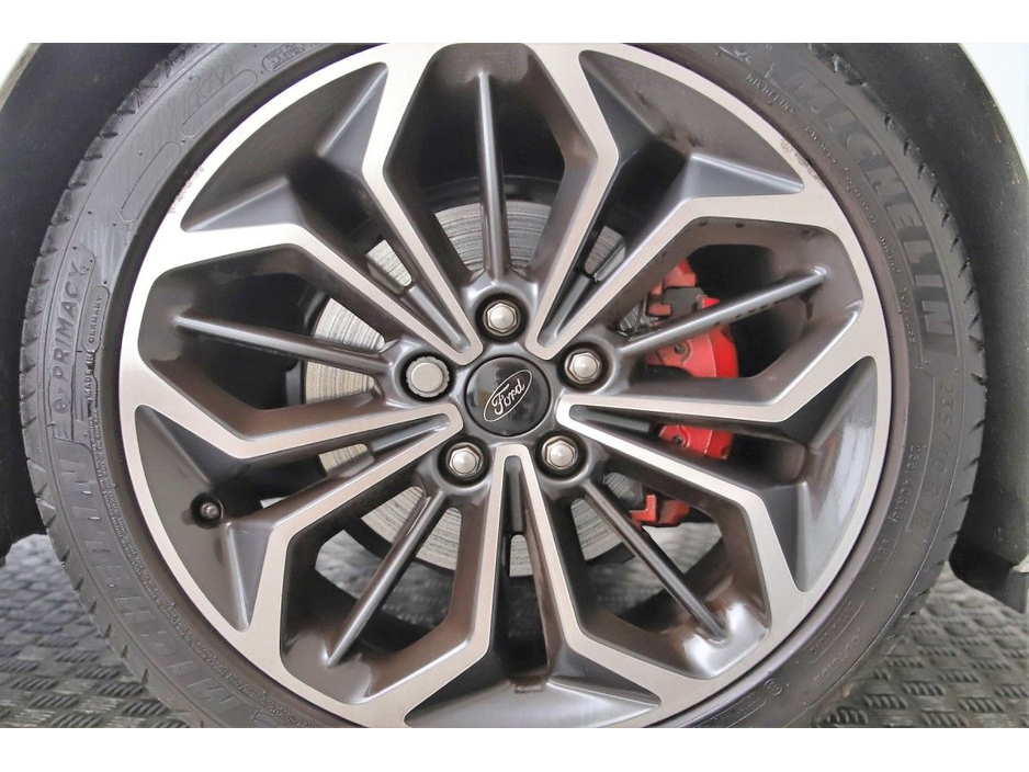 2023 Ford Focus 1.0 TITANIUM 125BHP MHEV *VERY LOW MILEAGE*FULL LEATHER*EL.PAN ROOF*