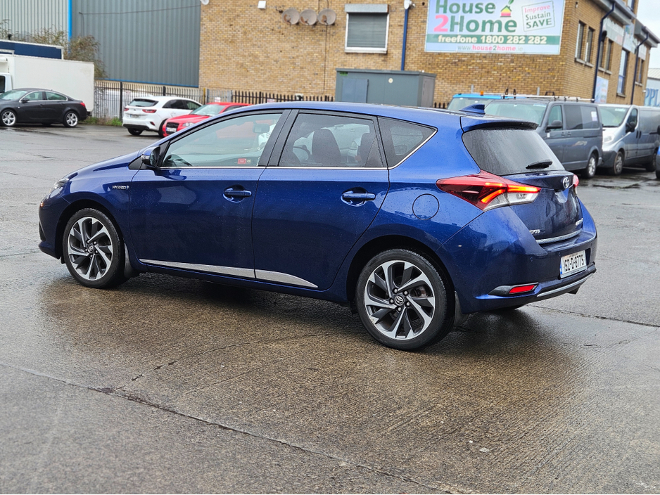 2015 Toyota Auris 1.8 HYBRID SOL 4DR AUTO €10,950