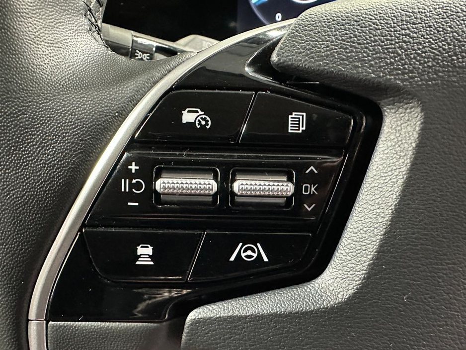 2023 Kia Niro - image 15
