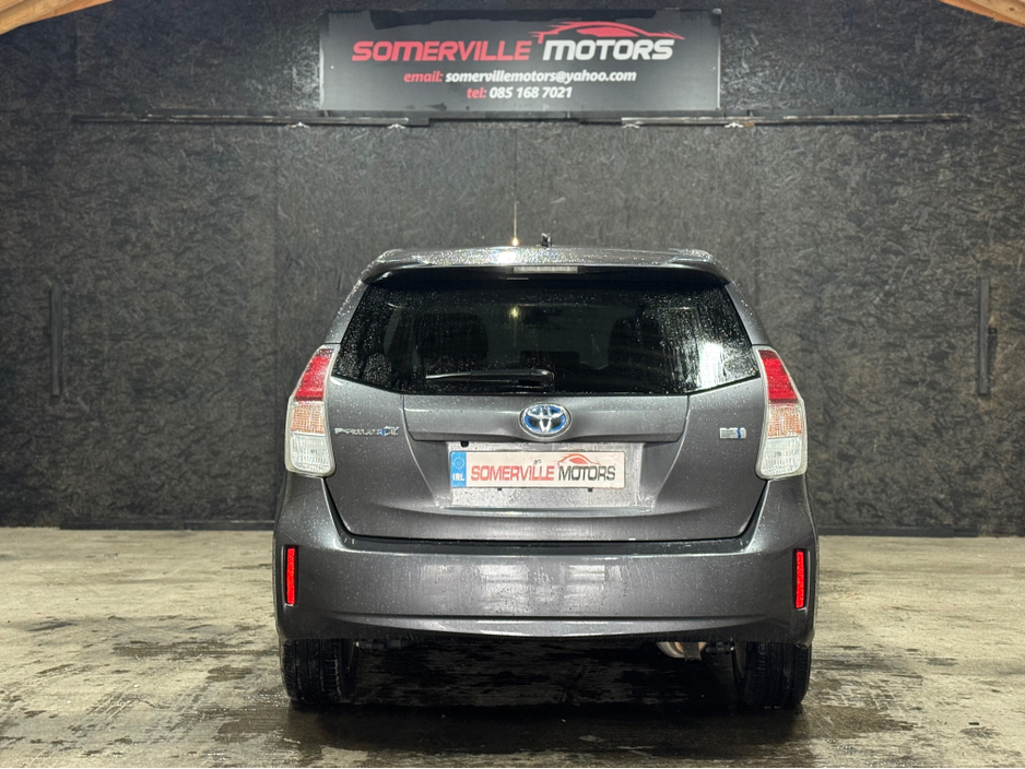 2020 Toyota Prius Alpha 1.8 Hybrid €15,999