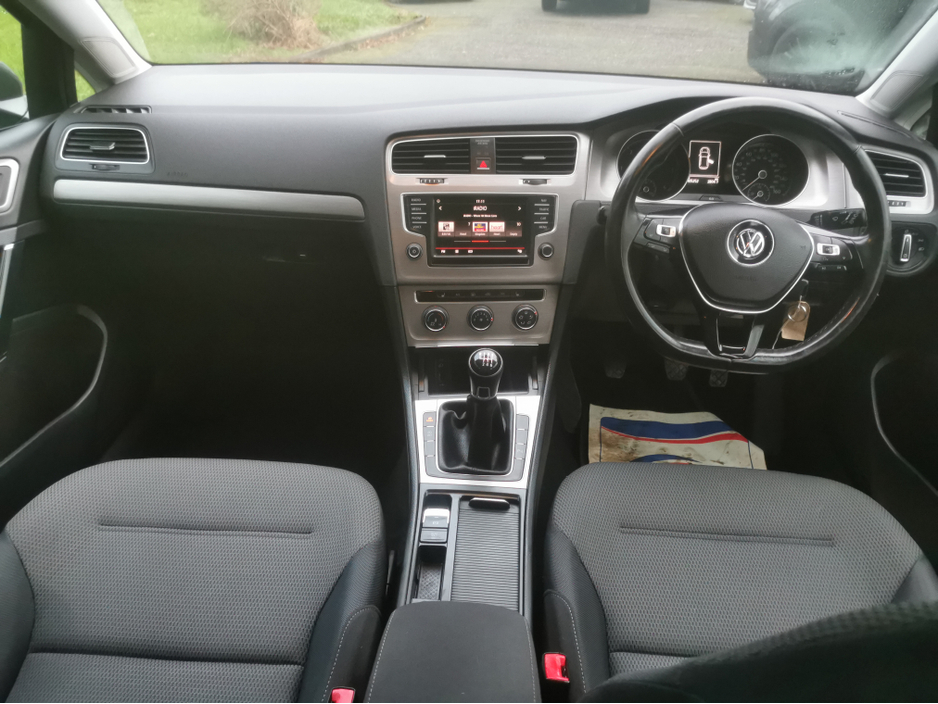 2016 Volkswagen Golf - image 20