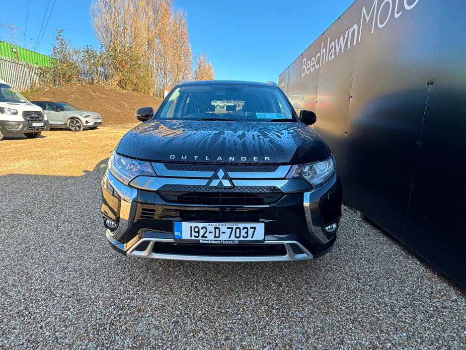 2019 Mitsubishi Outlander - image 5